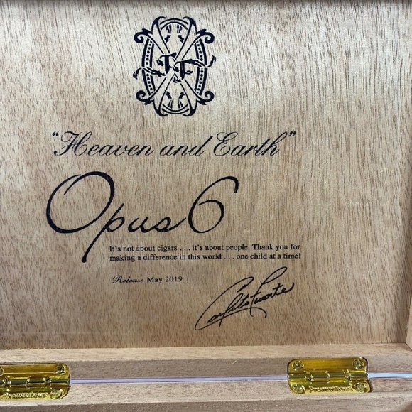 FOX OPUS6 FORBIDDEN X Cigar humidor - Picture 10 of 12